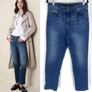 Banana Republic Girlfriend Hi Rise Jeans‎ Size 8 Medium Wash Blue